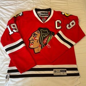 Toews Blackhawks Jersey